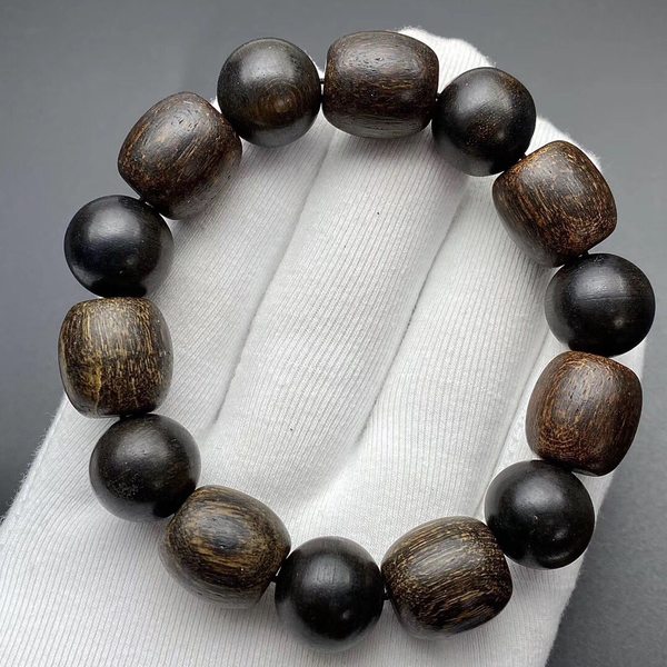 西马虎皮多宝珠沉香满纹野生老料规格多宝珠克