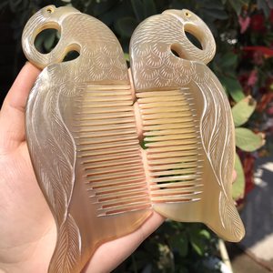 旧藏牛角雕刻祝你如意福猪如意牛角摆件长37厘