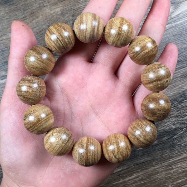 爆款热销巴布亚奶香木精品手工小孔无瑕疵1813