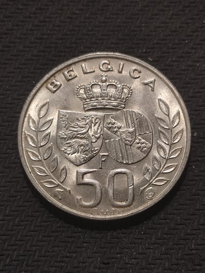 比利时1960年50法郎银币
君子一诺值千斤,鸽
