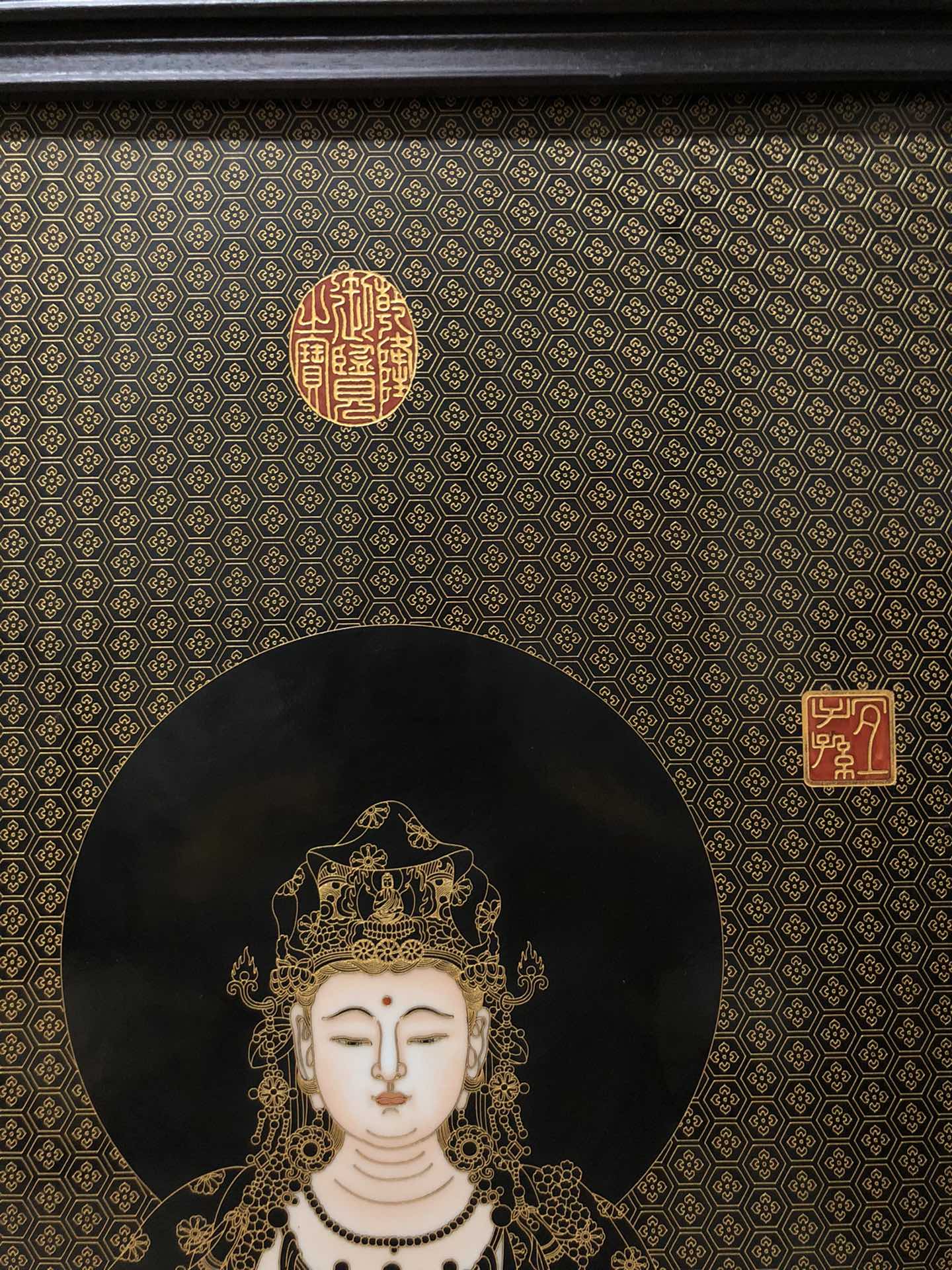 郎士宁作品红木镶瓷板画掐丝观音挂屏,高90厘米,宽