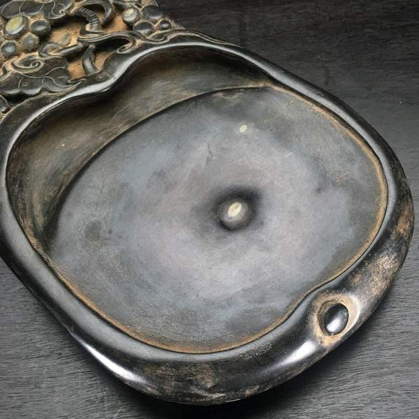 老端溪端石端砚带石眼巧雕瓜瓞绵绵砚长26宽