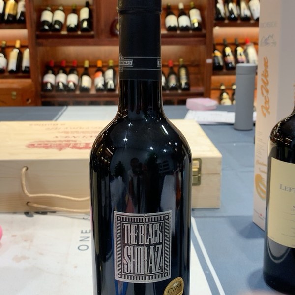 伯顿铁牌黑西拉一瓶