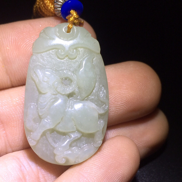 精品和田玉玉牛挂件吊坠牛气冲天牛的一皮