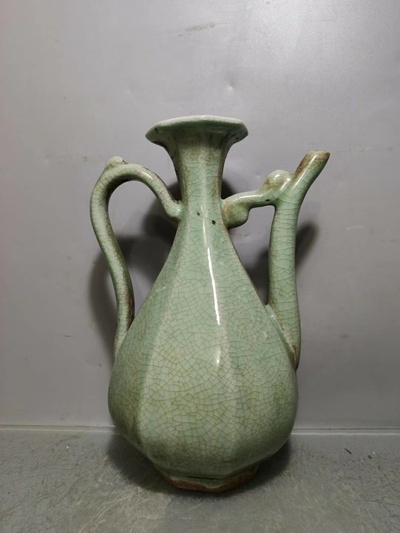 宋代龙泉窑执壶一把釉色肥润包浆油润编号306