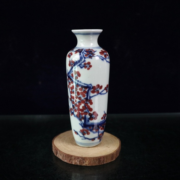 青花釉里红梅花纹小花瓶高125宽5