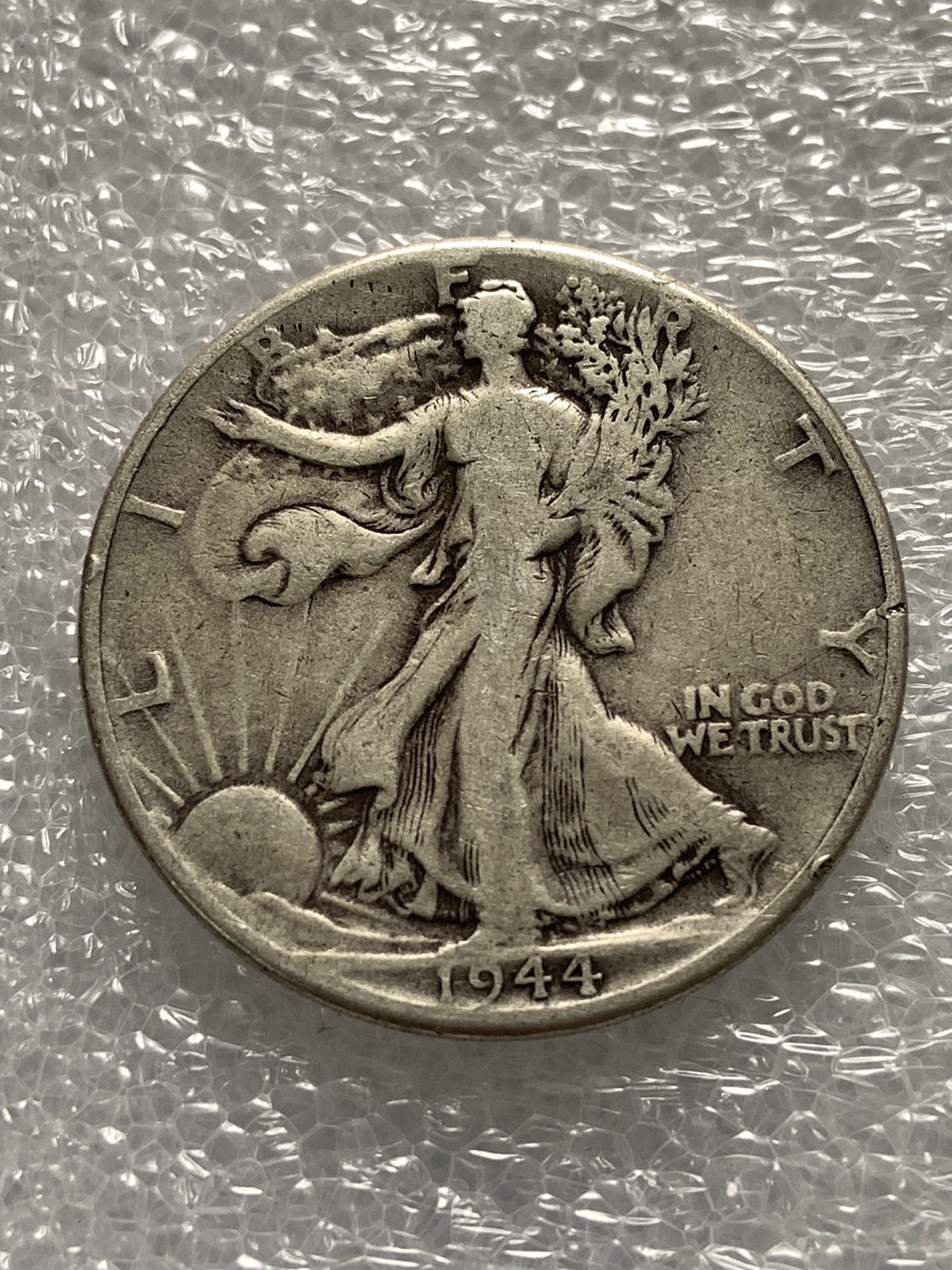 美国行走女神银币1986图片