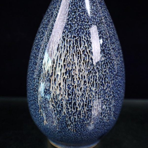 窑变蓝釉玉壶春瓶高21宽11