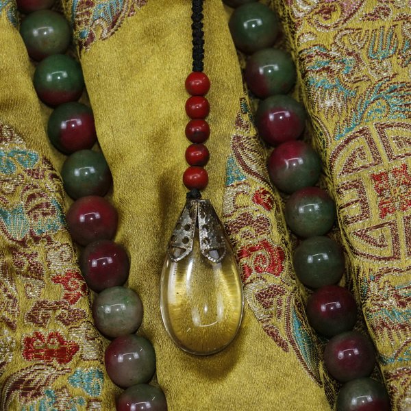 珍藏大清乾隆御製乾清宫藏老漆器盒朝珠一套108