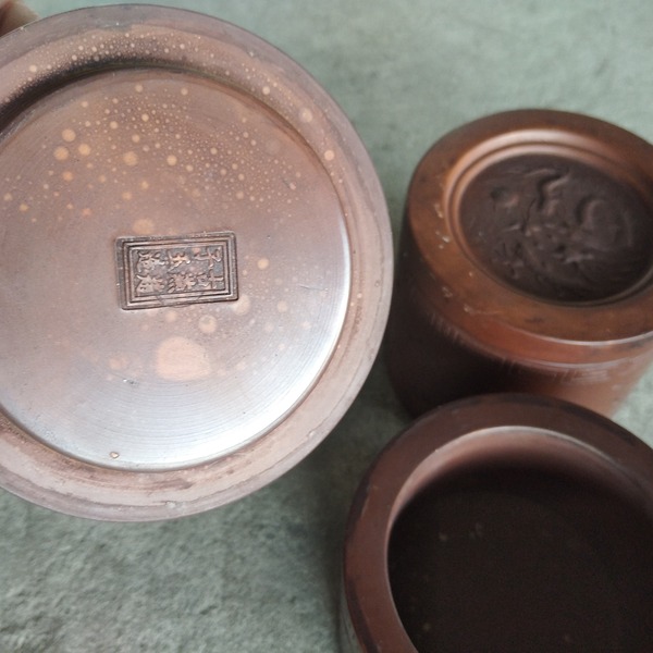 古燕赵子玉造款陶泥蛐蛐罐一对,手雕刻双龙戏珠