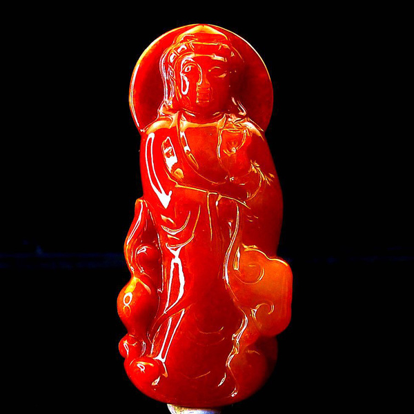 手机实拍缅甸天然货翡翠冰润红翡观音挂件尺寸65