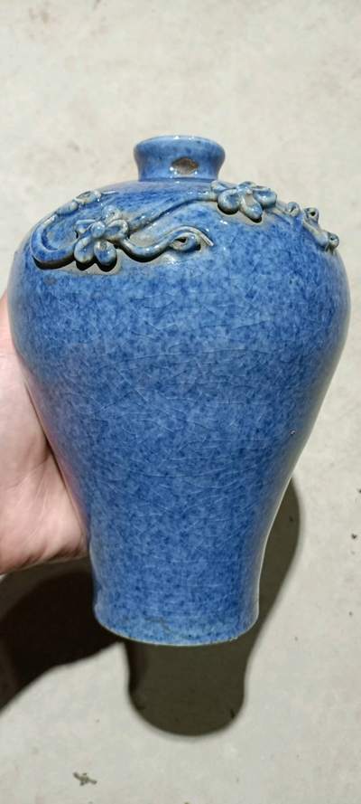 雪花蓝釉堆塑梅瓶开片自然漂亮手工堆塑窑带缩釉