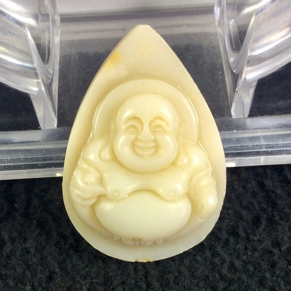 西藏象牙玉弥勒笑佛吊坠原料极其稀缺像这样的品