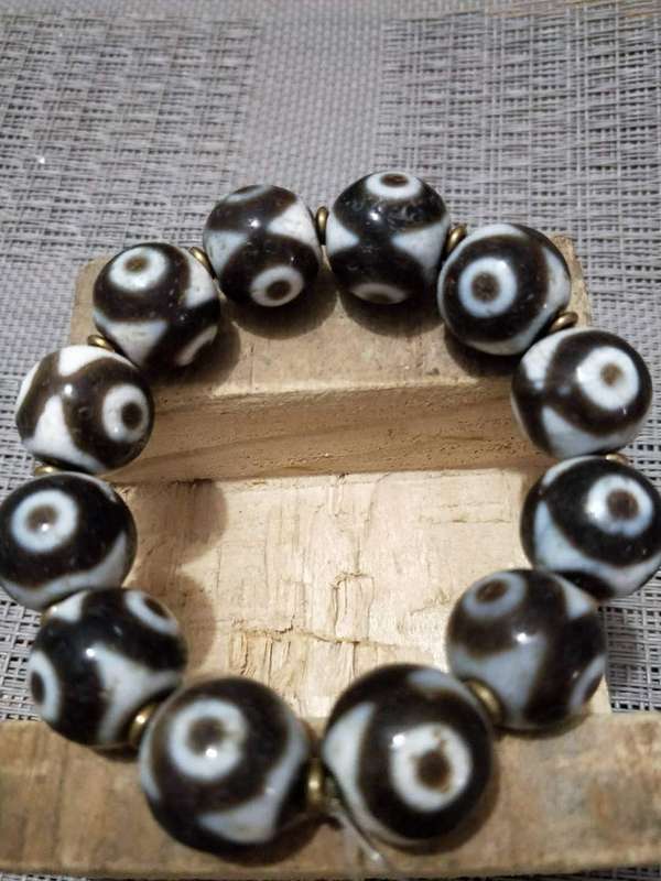 藏饰三眼天珠圆珠手镯自然光实物素颜拍摄品相一流非常