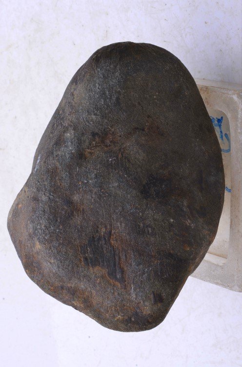 翡翠原石帕敢老皮壳起荧光全堵摆件手玩件