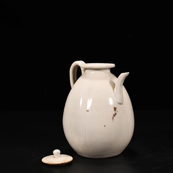 邢窑白瓷盈款瓜棱壶尺寸1512