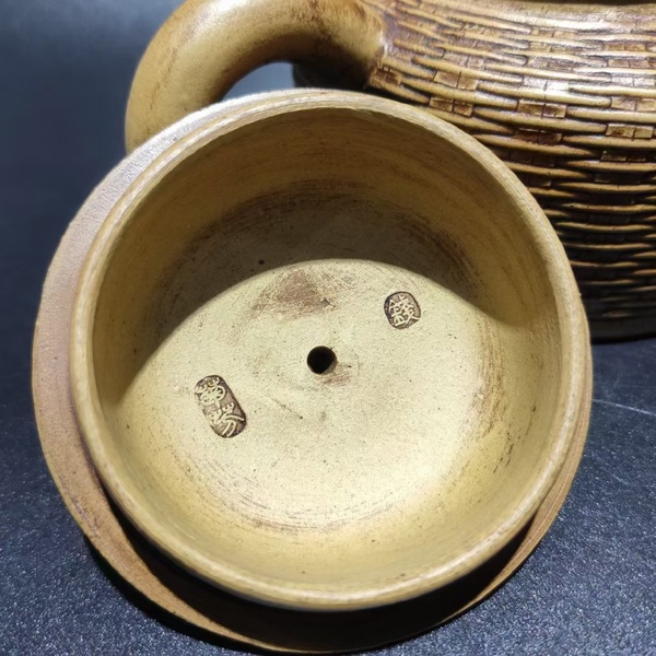 宜兴名家钱菊芳制段砂竹编壶容量360