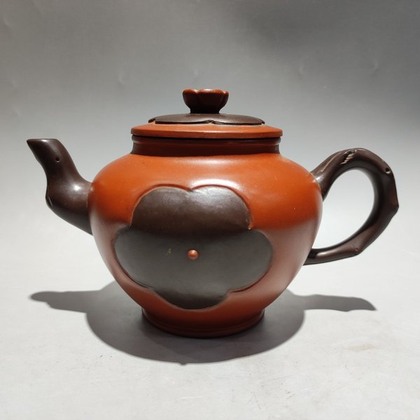 宜兴紫砂壶顾景舟制原矿红泥花瓣壶容量