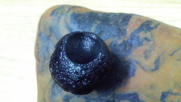 【玻璃陨石,细纹】气纹极其细腻,如毛孔般,大气印清