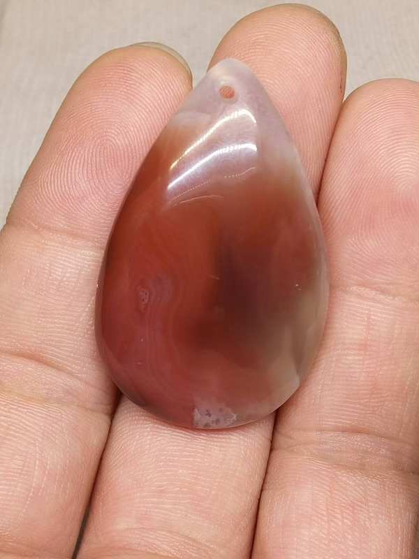 非(非洲)红玛瑙挂坠,无裂,微小坑点难免,尺寸27