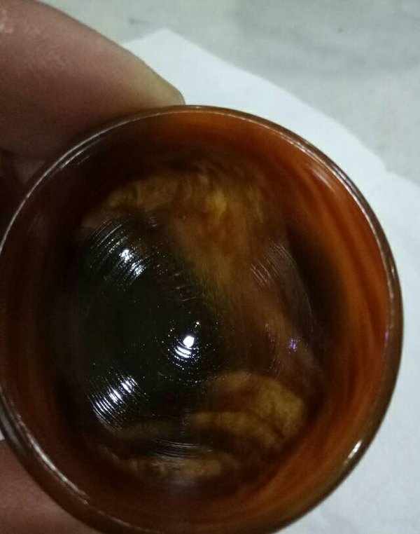 老房清理出來的一對犀牛角還是猛獁角杯裡面有魚子紋