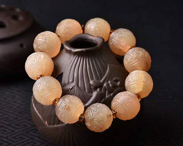 20mm左右羚羊角雕刻回纹珠手串羚羊角可以散热镇