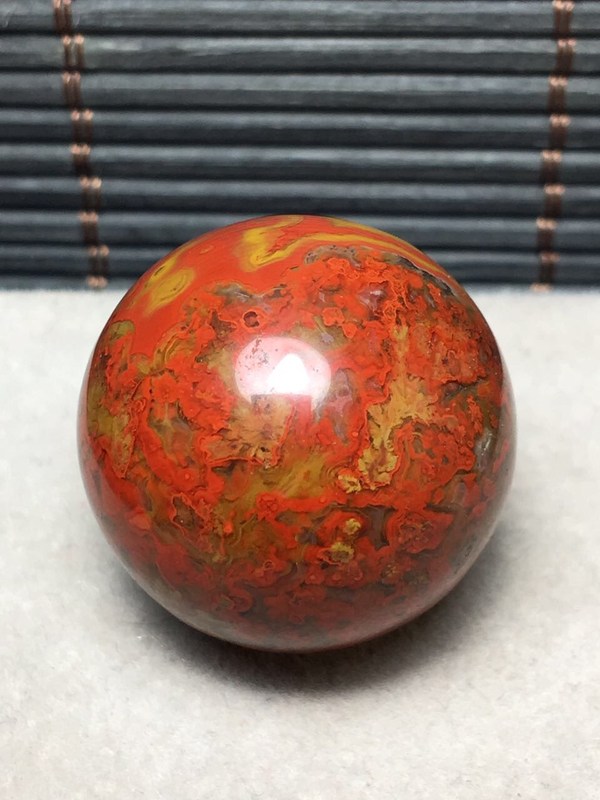 精品战国红转运球色彩鲜艳亮丽有光泽红如鸡血黄