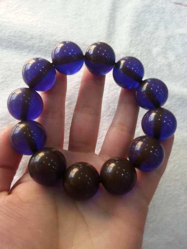 新品开拍捡漏的来中东琥珀蓝精灵手串真假_图片_价格_评级-琥珀/蜜蜡