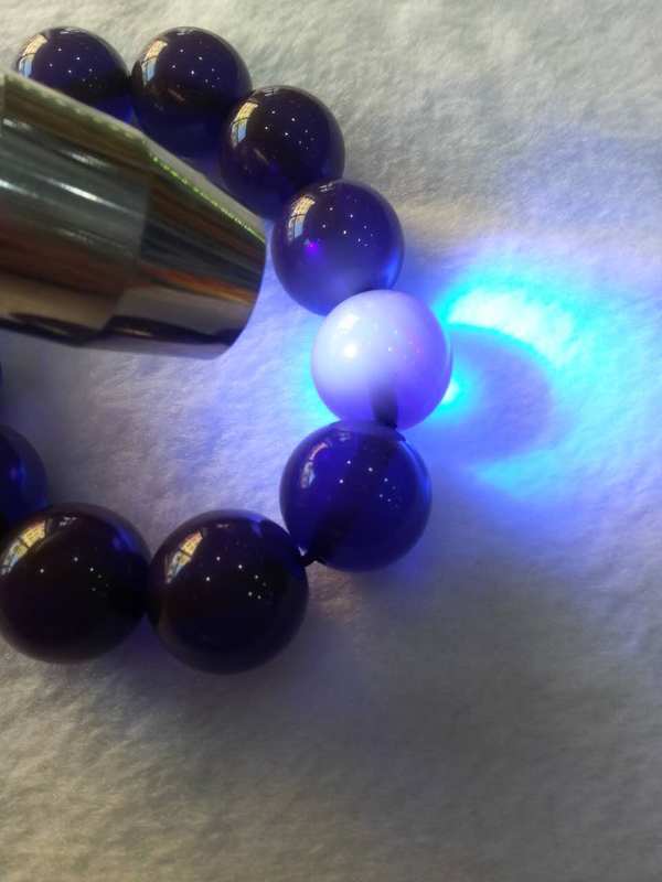 新品开拍捡漏的来中东琥珀蓝精灵手串珠径2