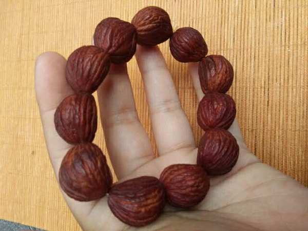 鹰嘴核桃,手串喜欢快来拍吧真假_图片_价格_评级-文玩杂项-爱藏网