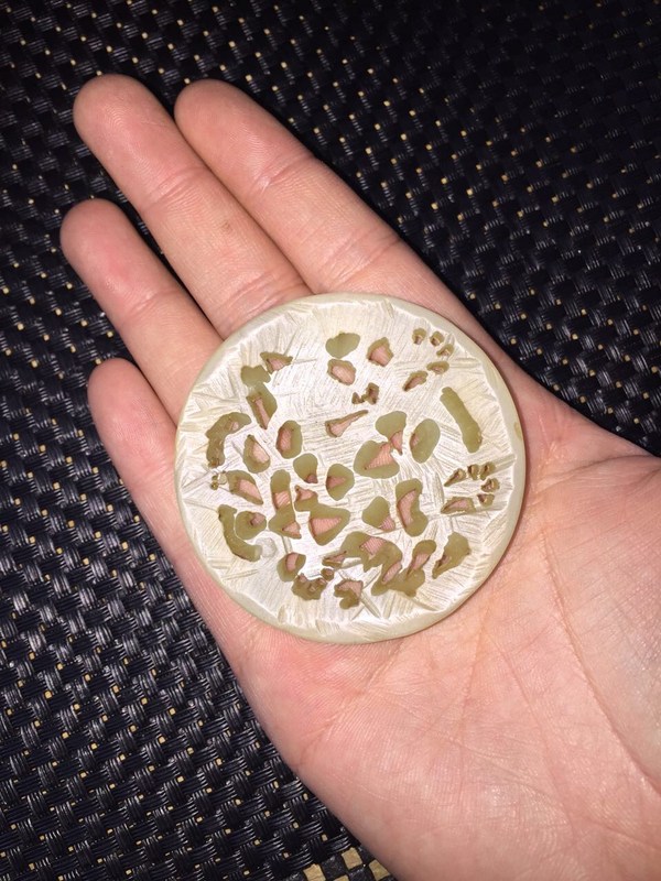 老玉辽金老和田玉拉丝镂空浮雕玉龙直径56厚