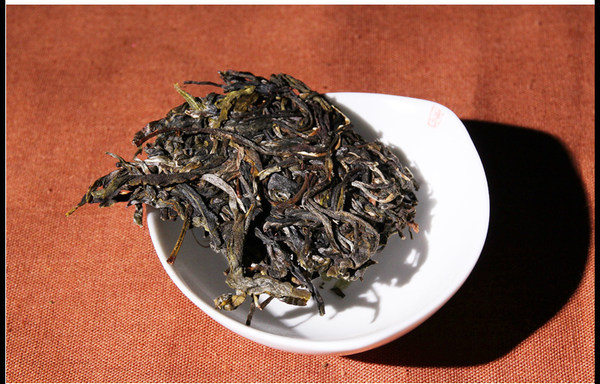 2016秋茶云南布朗古树茶精品高山流水普洱