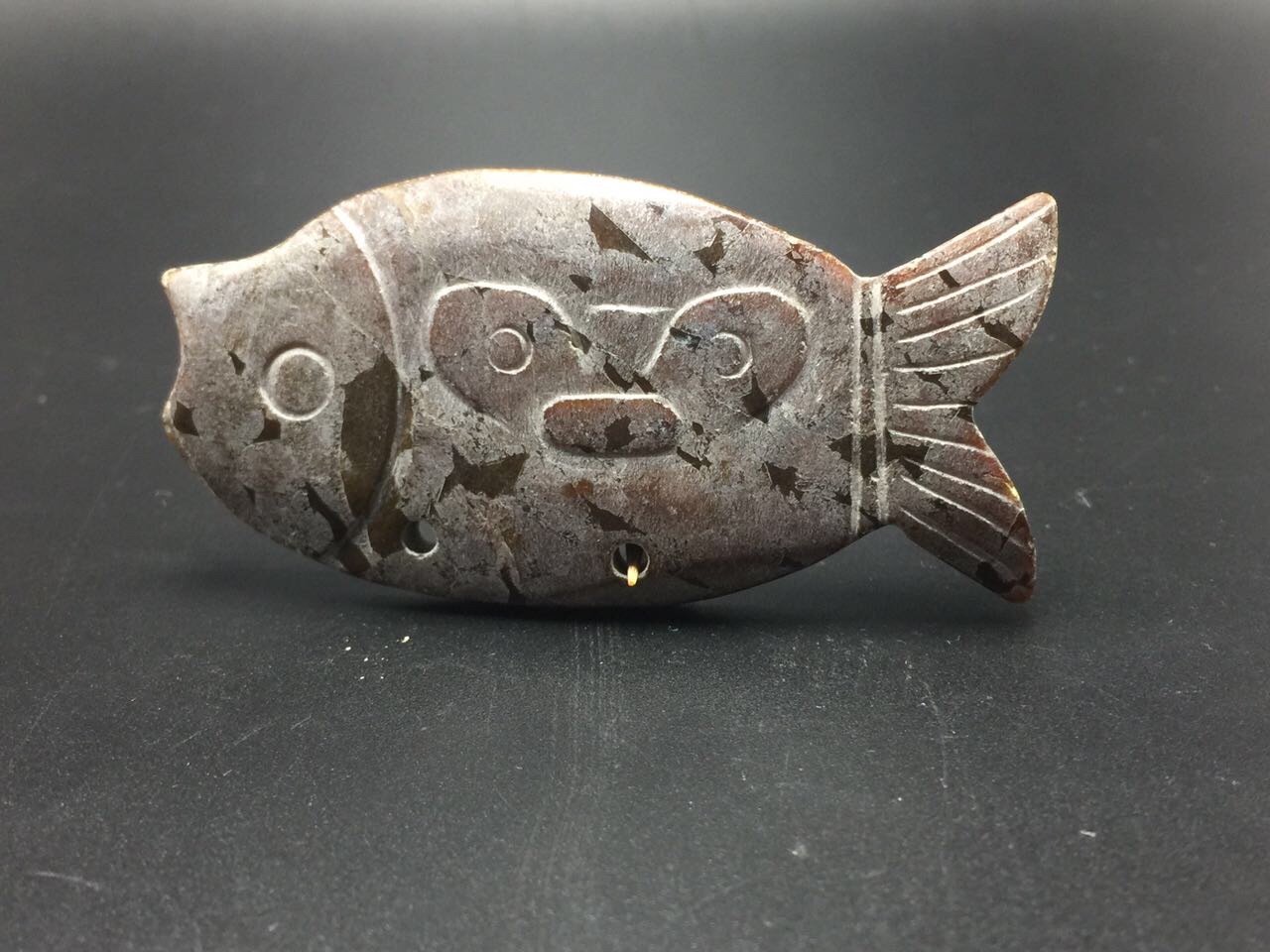良渚文化 鱼 一个兽面 项坠