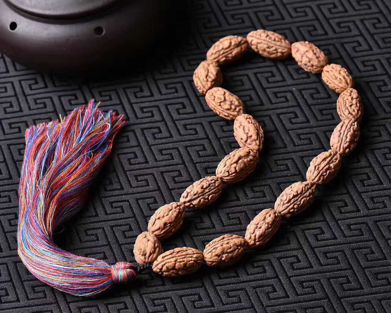 28x10mm左右三瓣金刚菩提