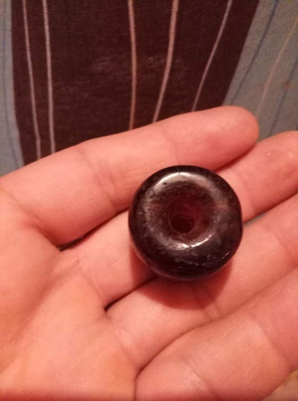 早年收的一枚清代玛瑙珠子包浆美包老请各位看好拍