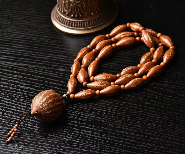 25x12mm左右橄榄核雕刻金刚经印尼大橄榄核雕