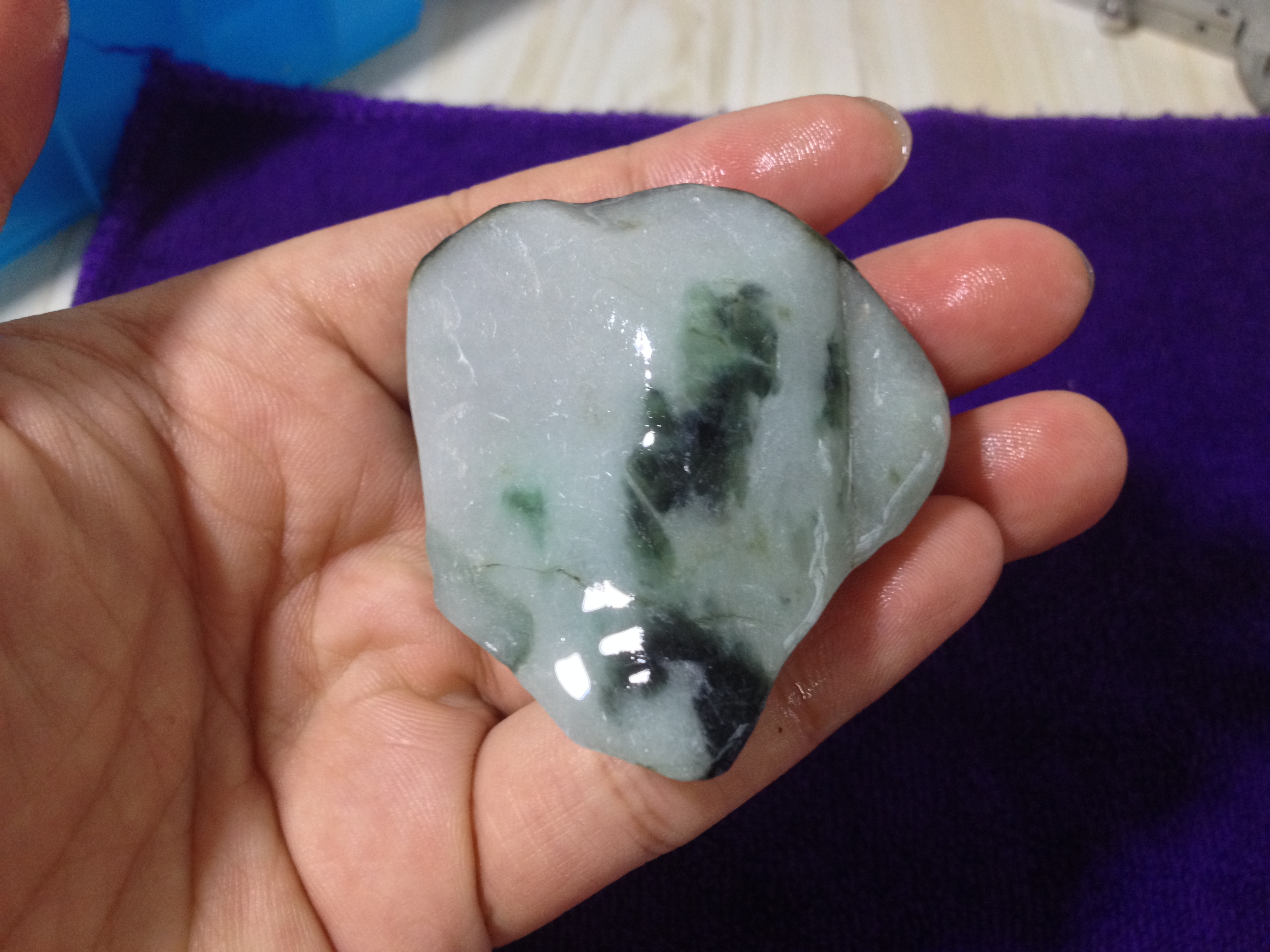 冰糯种翡翠原石会卡灯泡小料!