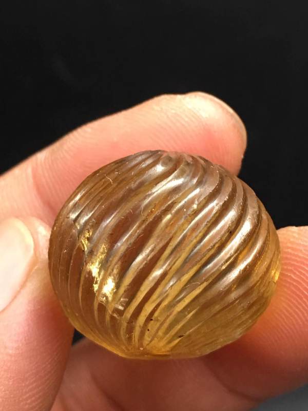 战汉时期水晶螺纹珠工艺精湛造型独特非常难得的宝