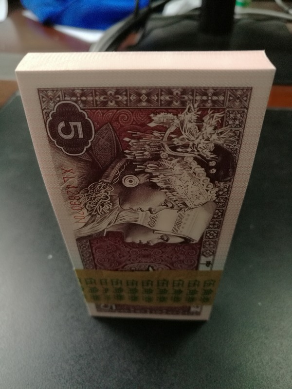 8005xl冠强荧光中国红荧光亮不亮红不红可以