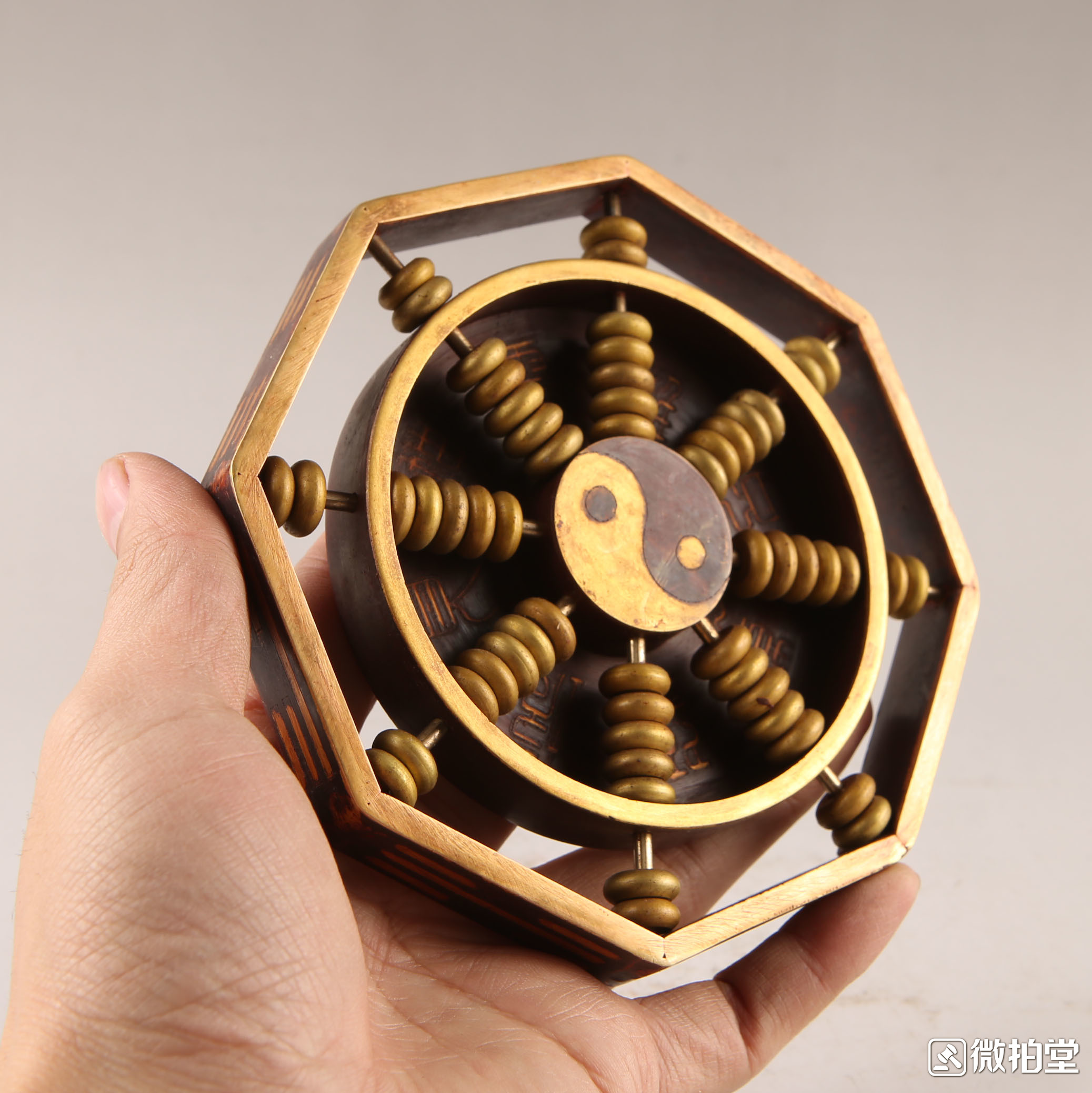 产品名称:黄铜八卦算盘风水摆件
