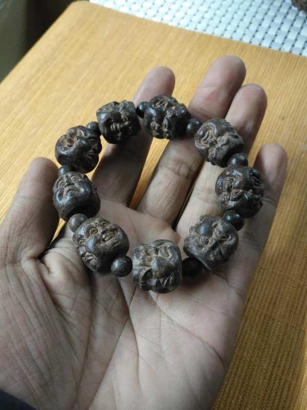 沉香四面佛手串