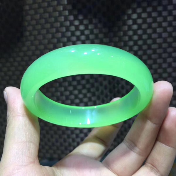 精美苹果绿玉髓手镯上新玫瑰口径54到62码