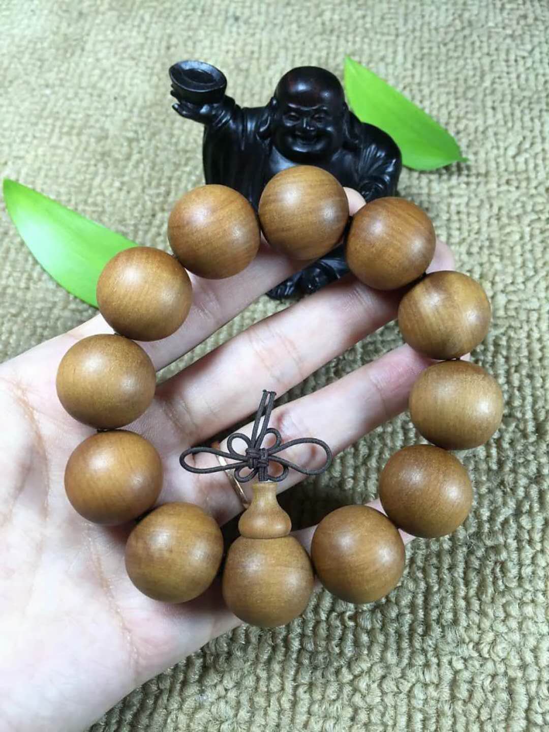 【品名】: 芭比檀香手串【材质