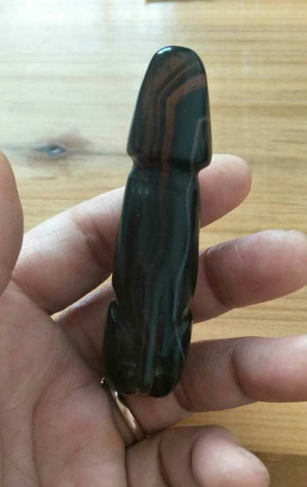 纯天然巴西玛瑙一柱冲天手把件摆件品相如图