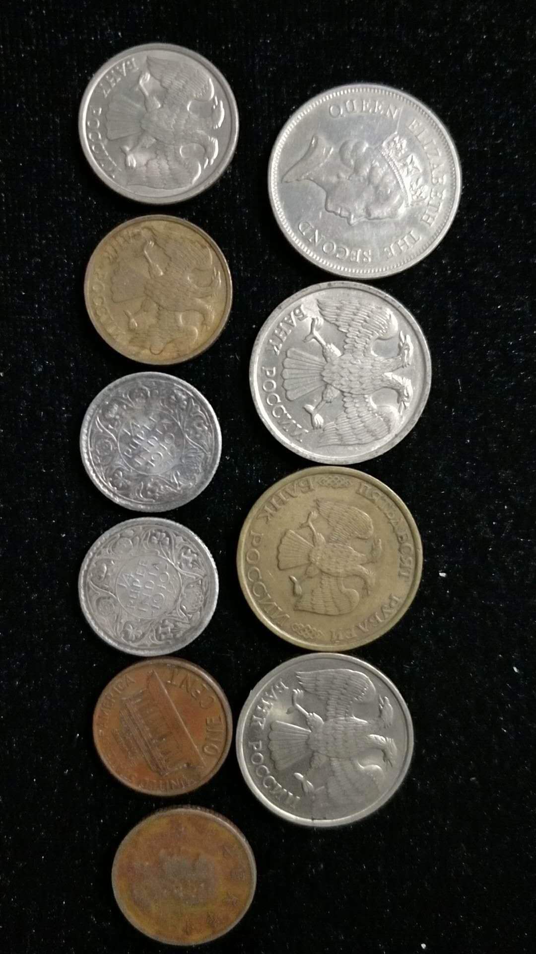 一些外币,品相如图,有的不认识