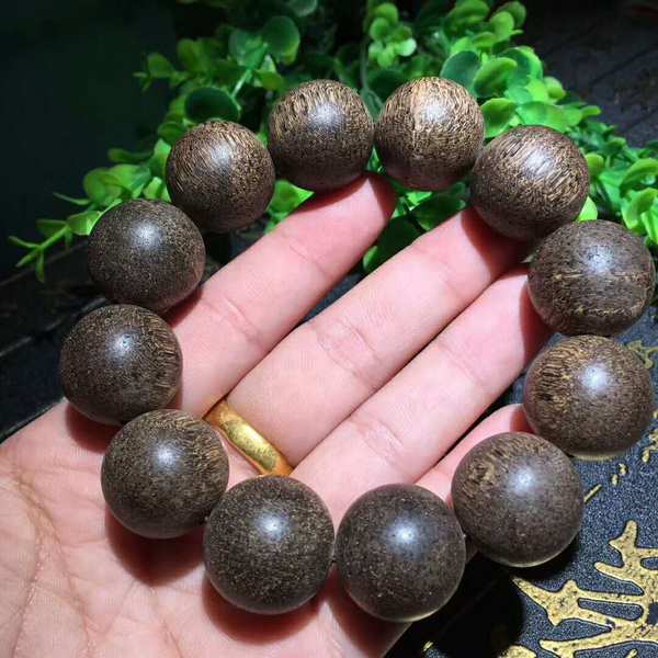 越南药沉香手链 直径2.0 送礼自戴都可以 配送礼