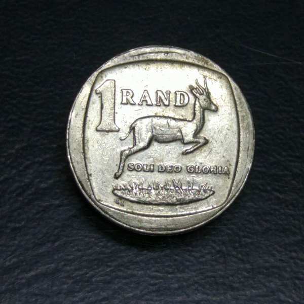 稀少南非共和国新版1元硬币一枚实物拍摄有多组