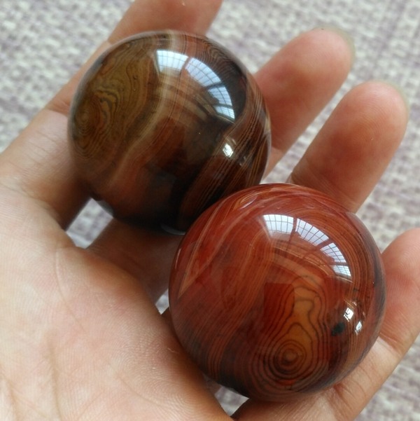 放漏了精品缠丝玛瑙手球一对尺寸约42mm重约19