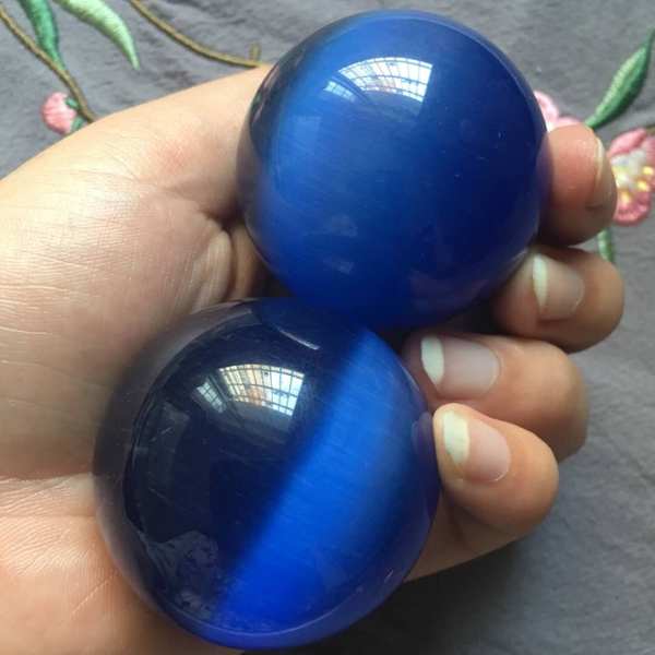 0元起拍捡漏特价拍就送礼品盒宝蓝色猫眼石手