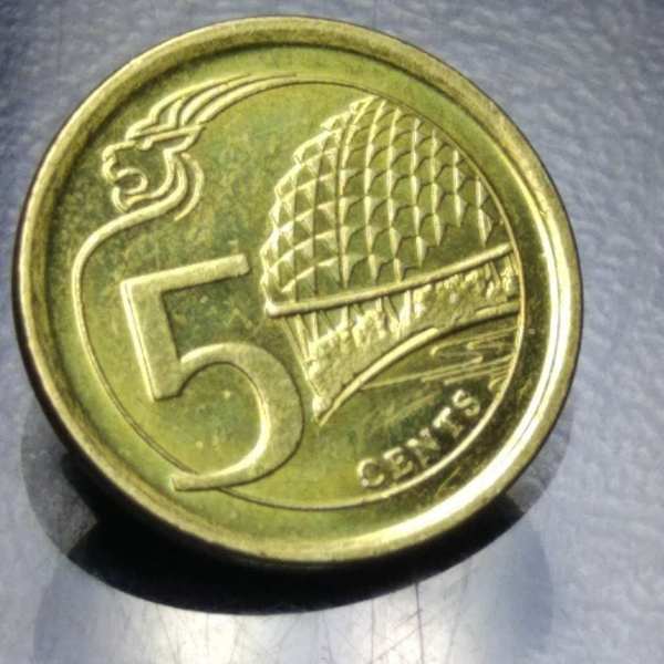 0元起拍新加坡新版建筑版榴莲壳国家大剧院五分硬币